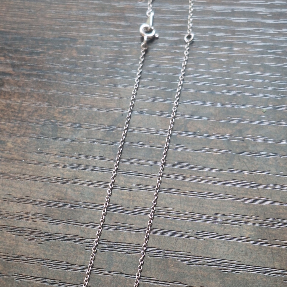 Elegant 925 Sterling Silver Necklace with Triple Disc Pendant - Picture 2 of 6